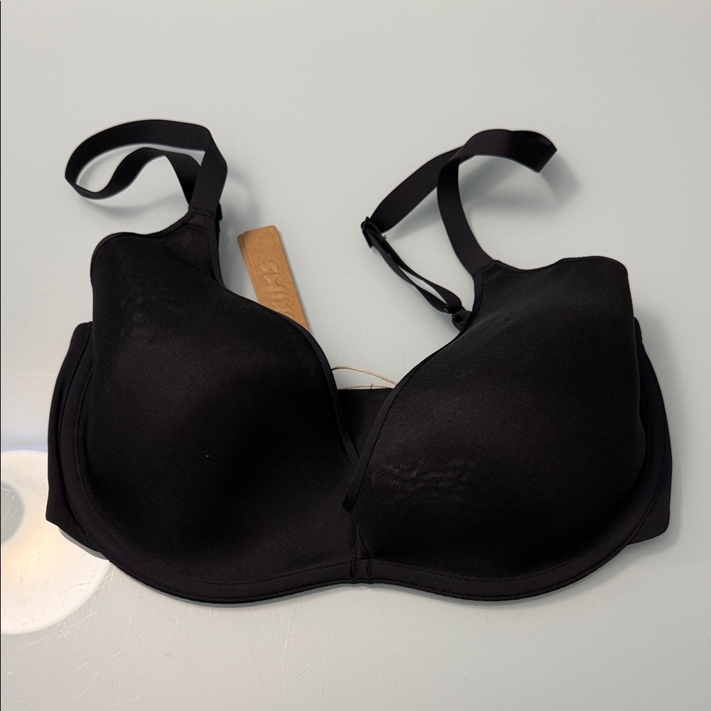NWT SKIMs Weightless Scoop Bra